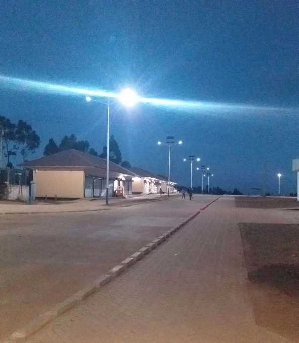 甘泉县非洲科特迪瓦太阳能路灯工程